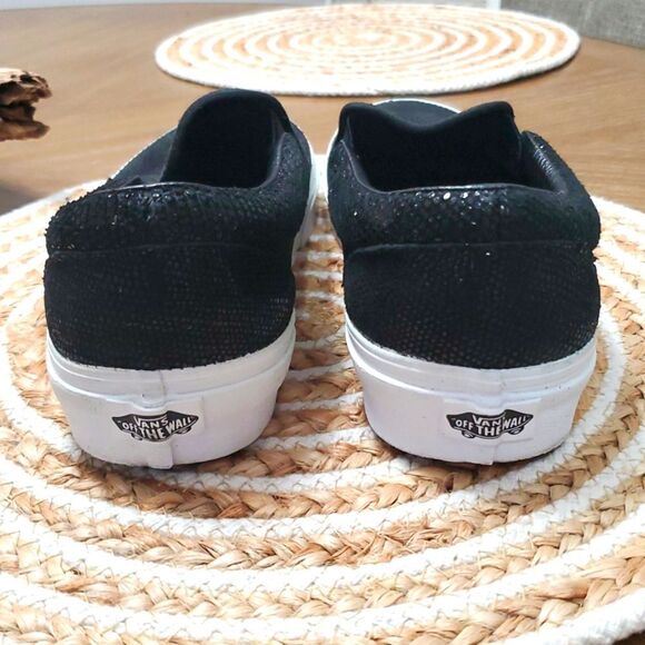 Vans Embossed Black Pebble Snakeskin Unisex Loafers, 11W/9.5M, NWOT - Picture 7 of 9